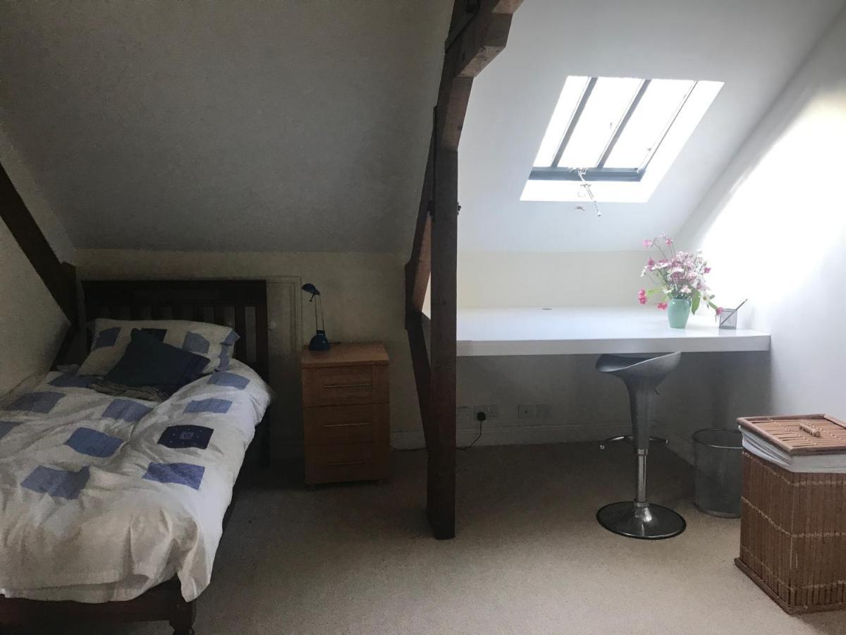 مبيت وإفطار كرديتون St Michaels House المظهر الخارجي الصورة